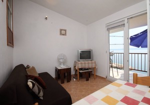 Three bedroom apartment near beach Podgora, Makarska (A-6670-a)