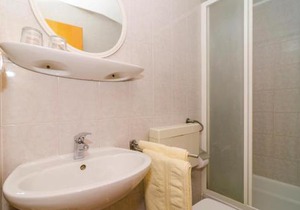 Three-Bedroom Apartment In Zaton Veliki
