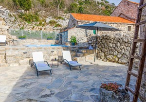 Three-Bedroom Holiday Home in Brotnice
