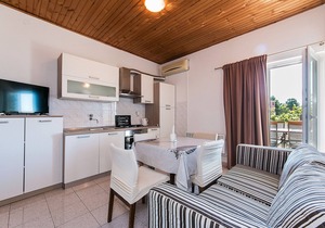 Two bedroom apartment with terrace and sea view Živogošće - Blato, Makarska (A-1057-d)