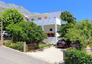Two bedroom apartment with terrace and sea view Živogošće - Blato, Makarska (A-1057-d)