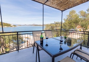 Two bedroom apartment near beach Žuronja, Pelješac (A-10134-a)