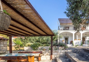 Two bedroom apartment near beach Žuronja, Pelješac (A-10134-a)