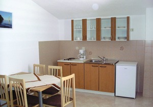 Two bedroom apartment with balcony and sea view Seget Vranjica, Trogir (A-8507-c)