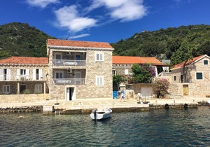 Two bedroom apartment near beach Okuklje, Mljet (A-4933-b)
