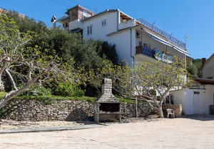 Two bedroom apartment with balcony and sea view Sumpetar, Omiš (A-9435-a)
