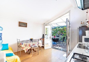 Two-Bedroom Apartment in Zavalatica