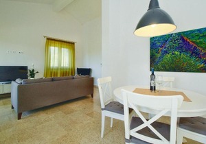 Two-Bedroom Apartment in Vranici