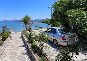Two bedroom apartment near beach Sreser, Pelješac (A-10138-b)