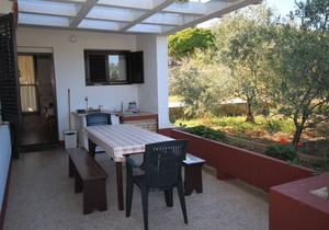 Two bedroom apartment near beach Lukoran, Ugljan (A-8397-b)