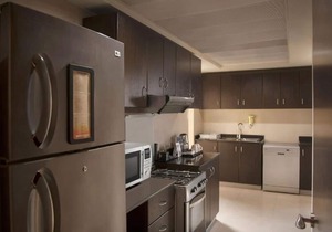 Two Bedroom Apartment Near Internet City Metro 14 in Dubai