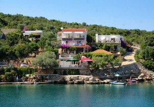 Two bedroom apartment near beach Cove Zarace (Gdinj), Hvar (A-4598-a)