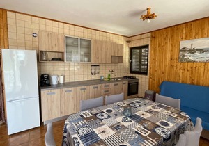 Two bedroom apartment near beach Kali, Ugljan (A-345-a)