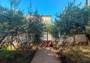 Two bedroom apartment with terrace Jelsa, Hvar (A-4028-b)