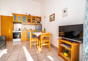 Two bedroom apartment with terrace and sea view Mandre, Pag (A-13015-b)