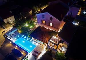 Two bedroom apartment with terrace Preko, Ugljan (A-14163-b)