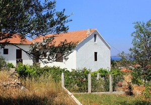 Two bedroom apartment with terrace and sea view Žman, Dugi otok (A-887-a)