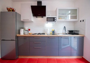 UN CHAT Two-Bedroom Apartment