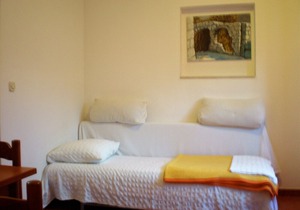 Villa Doris - 1 bedroom Apartment, 3 adults, ground floor