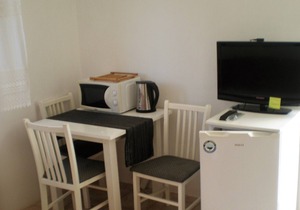Villa Doris - Apartment, 1 bedroom, max 2 adults and 1-2 children, sea view