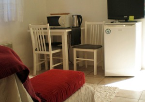 Villa Doris - Apartment, 1 bedroom, max 2 adults and 1-2 children, sea view