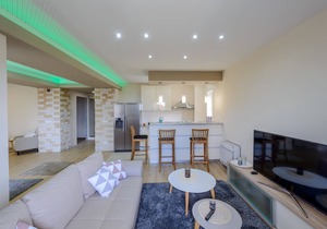 Villa Pave - Six-Bedroom Villa with Terrace and Swimming Pool