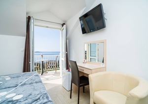 Villa Samba - Double Room with Balcony and Sea View