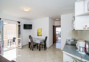 Villa Samba - Superior One-Bedroom Apartment with Balcony and Sea View