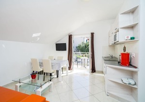 Villa Samba - Superior One-Bedroom Apartment with Balcony and Sea View