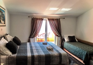 Villa Sunset Studio for 3 adults with balcony with beautiful sea view