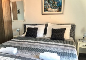 Villa Sunset Studio for 3 adults with balcony with beautiful sea view