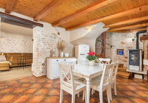 Would you like to spend your vacation in a nicely renovated traditional stone house?
