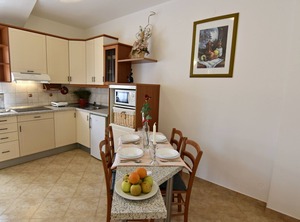 Noemi Tar | Tar-Vabriga