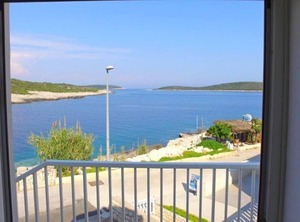 Nikola Croatia | Rukavac