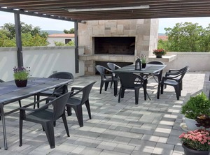 Holiday Barbecue Terrace | Seline