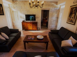 Mediterranean Mediavel Country Villa | Komaji
