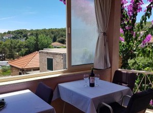 Roza | Vrboska