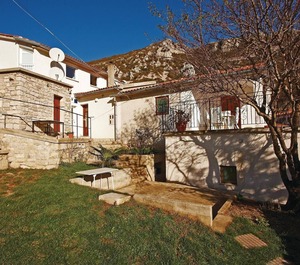 Accommodation Plomin 