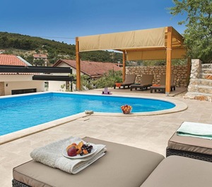 Accommodation Raslina 