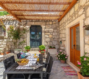 Summer Cottage 
