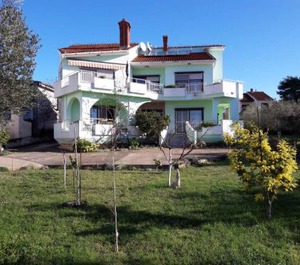 Apartments Ivan Kožino 