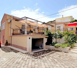 Apartments Jozo Trogir 