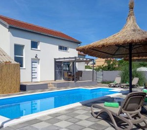 Rastane Donje Outdoor Swimming 