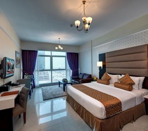 Emirates Grand Hotel 