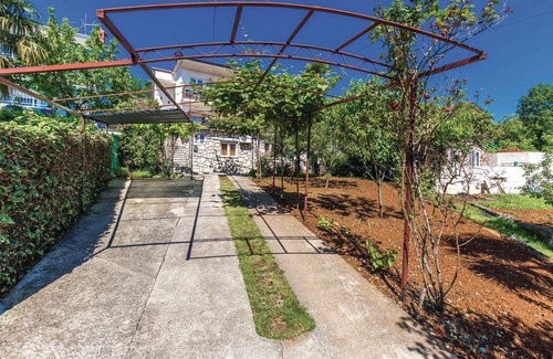 Opric Apartment | 1 bedroom accommodation in Lovran