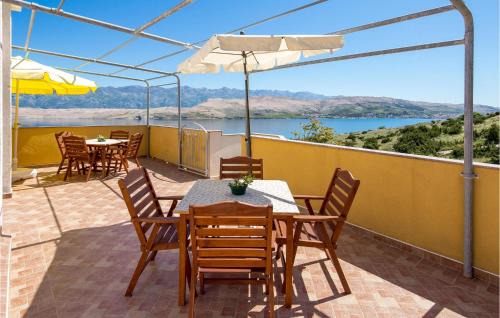 Bosana Apartment | 1 Bedroom Lovely Apartment In Bosana