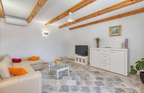 Sveti Petar u Sumi House | 100 m² House ∙ 2 bedrooms ∙ 6 guests