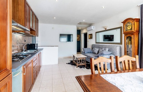 Lokvicici House | 100 m² House ∙ 2 bedrooms ∙ 5 guests
