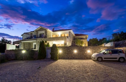 Krk House | 102 m² House ∙ 3 bedrooms ∙ 6 guests