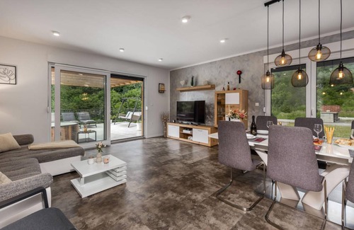 Seliste Dreznicko House | 105 m² House ∙ 3 bedrooms ∙ 6 guests